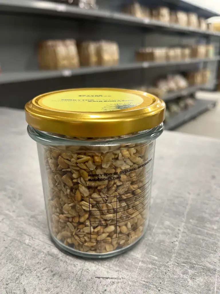 Mirkytos ir švelniai skrudintos saulėgrąžos su medumi 150g.